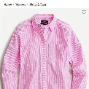 Classic-fit boy shirt in seersucker in brand new condition.